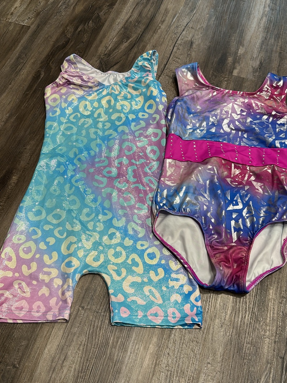 Girls' Shimmery Pastel Leopard Gymnastics Leotard & Biketard Set